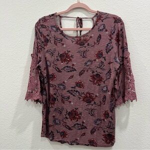 Day Trip Dusty Pink Floral Lace Sleeve Top Size Small‎ Tie Back
